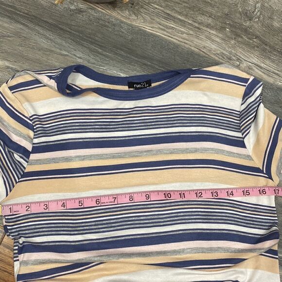 Striped T-Shirt Dress   - Picture 7 of 7